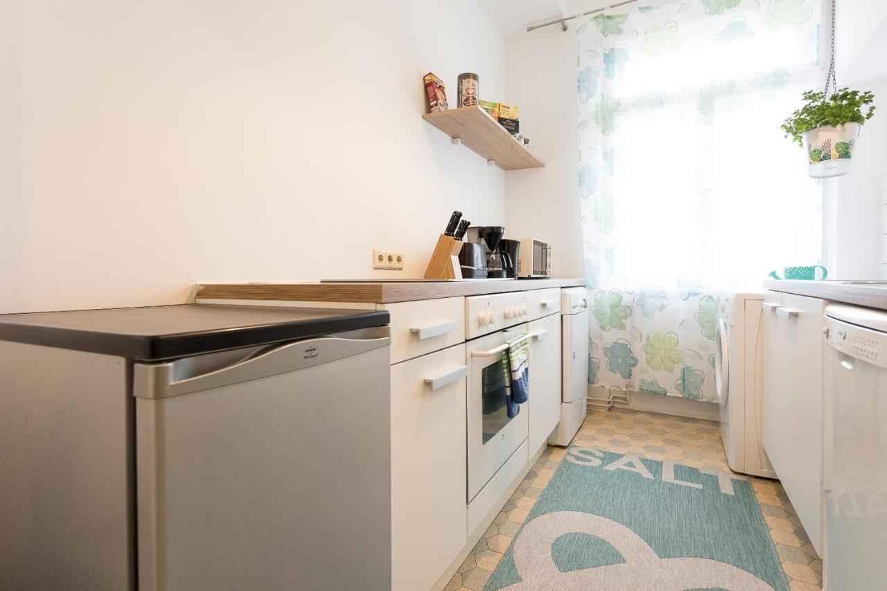 French Balcony - 45M² - Szeneviertel Apartment Vienna Exterior photo